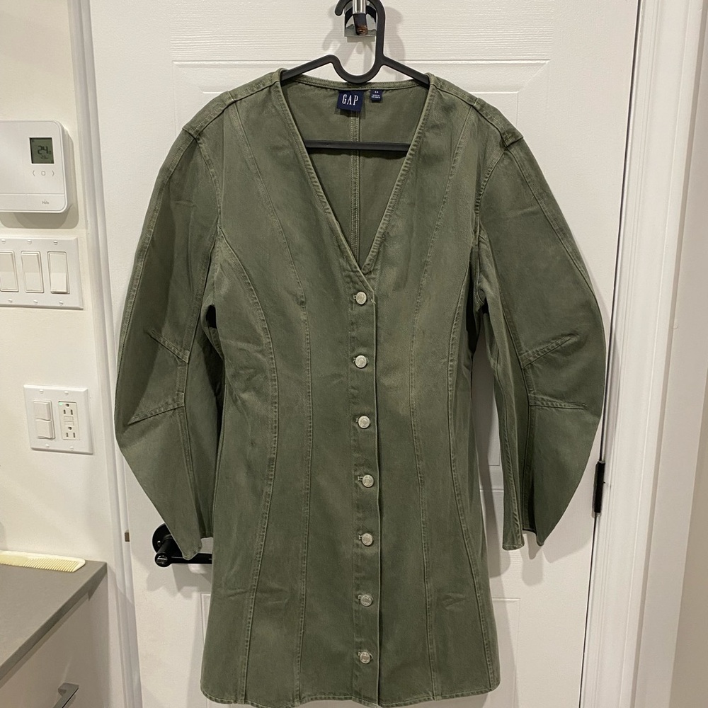 GAP Women's Utility Jacket in Olive
